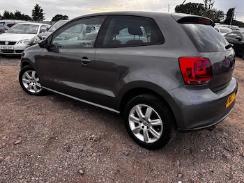 Used Volkswagen Polo 2011 for sale - 78796627: Photo