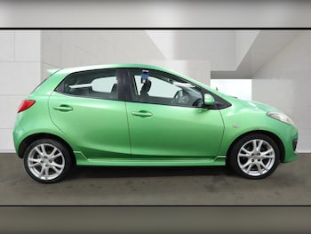 Used Mazda Mazda2 2010 for sale - 78834036: Photo