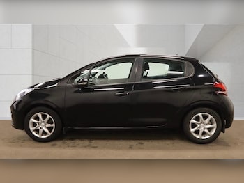 Used Peugeot 208 2018 for sale - 78796636: Photo