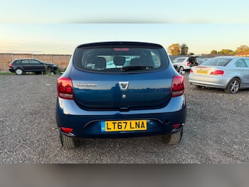 Used Dacia Sandero 2017 for sale - 79605939: Photo