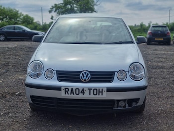 Used Volkswagen Polo 2004 for sale - 78573129: Photo