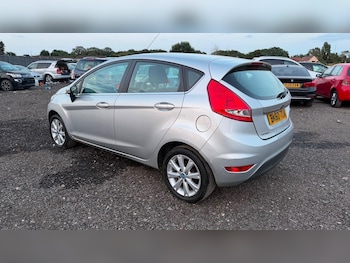 Used Ford Fiesta 2010 for sale - 79324980: Photo