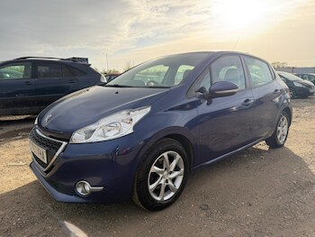 Used Peugeot 208 2013 for sale - 78573668: Photo