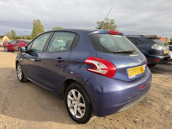 Used Peugeot 208 2013 for sale - 78573668: Photo