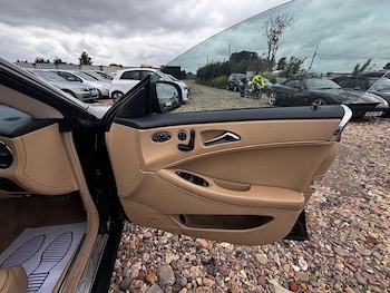 Used Mercedes-Benz CLS 2009 for sale - 79605201: Photo