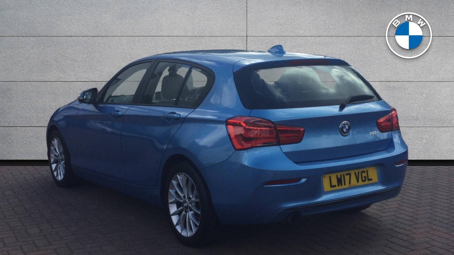 Used BMW 1 Series 2017 for sale - 77633359: Photo 2