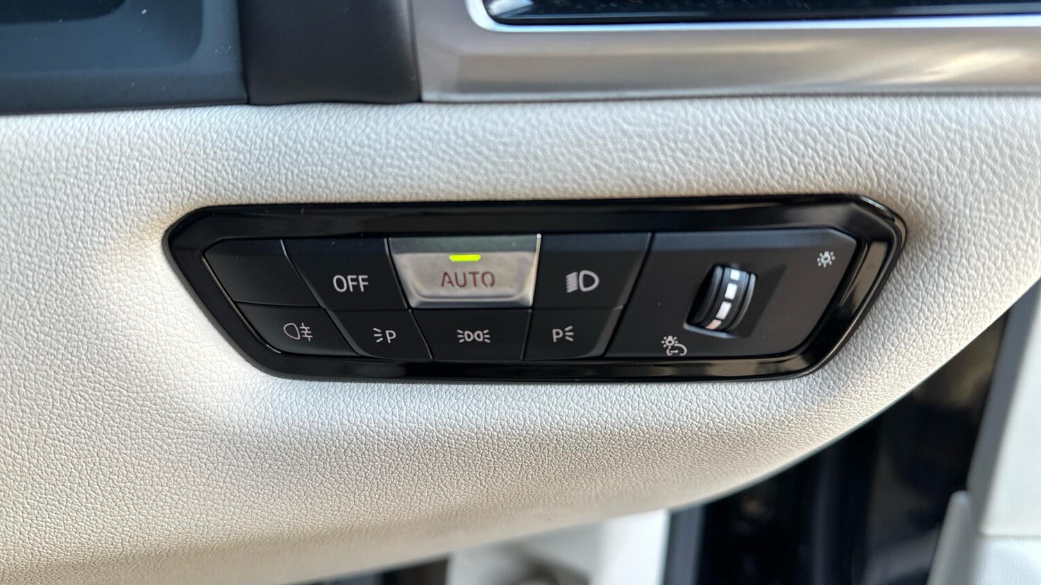 Used BMW 8 Series 2022 for sale - 77604743: Photo 37