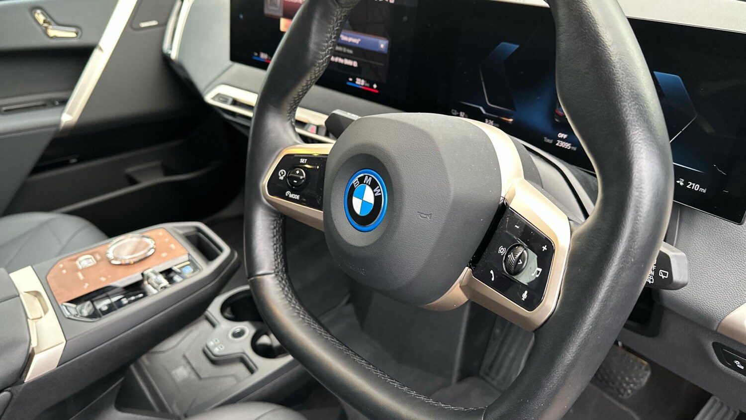 Used BMW iX 2022 for sale - 77604715: Photo 31