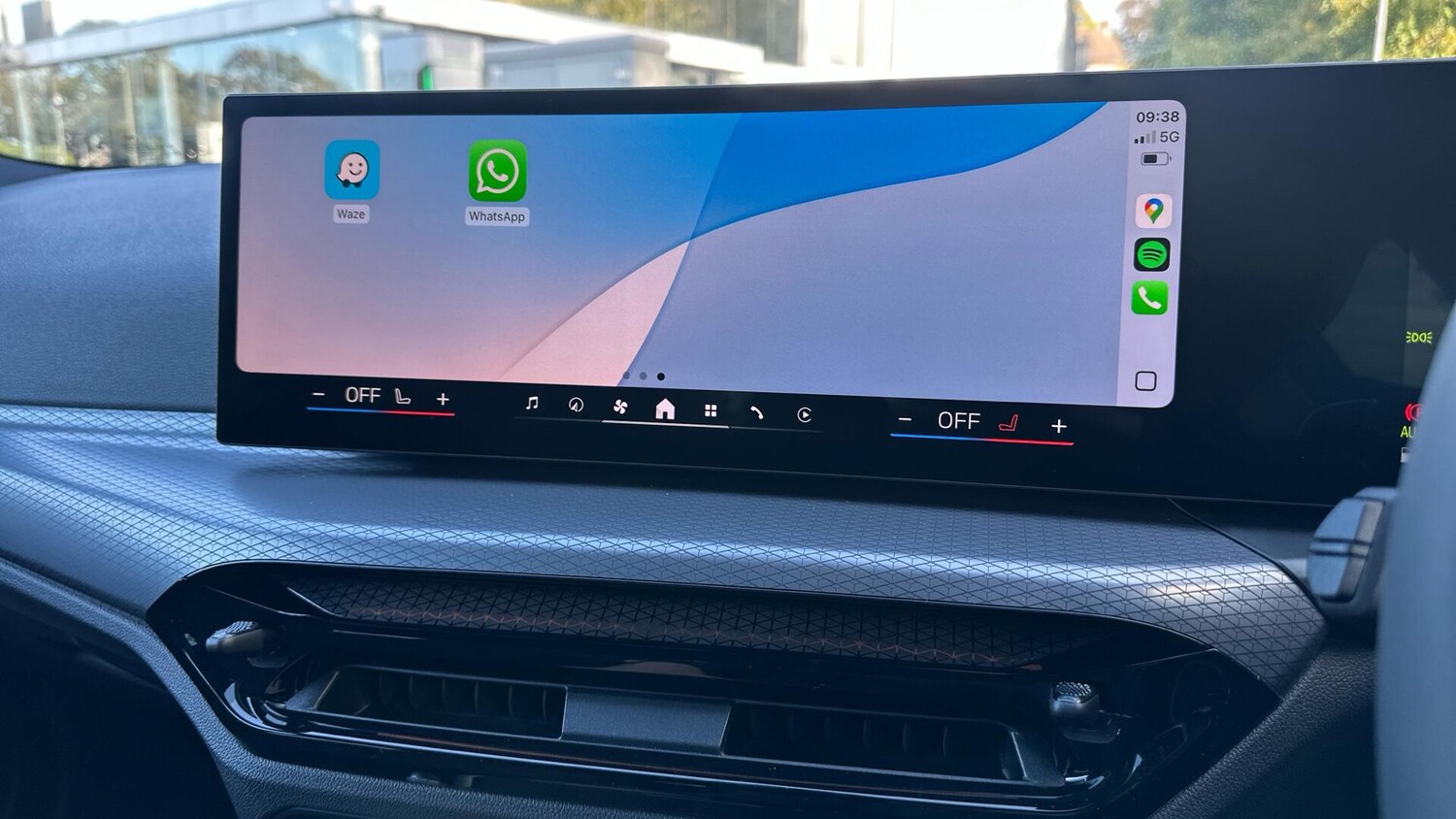 Used BMW 3 Series 2025 for sale - 77604804: Photo 35