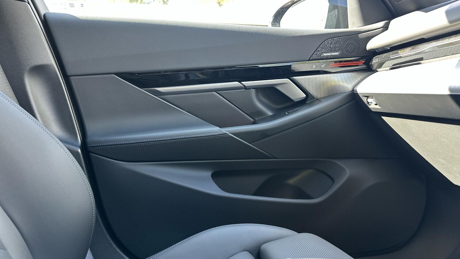 Used BMW 5 Series 2025 for sale - 77604796: Photo 29