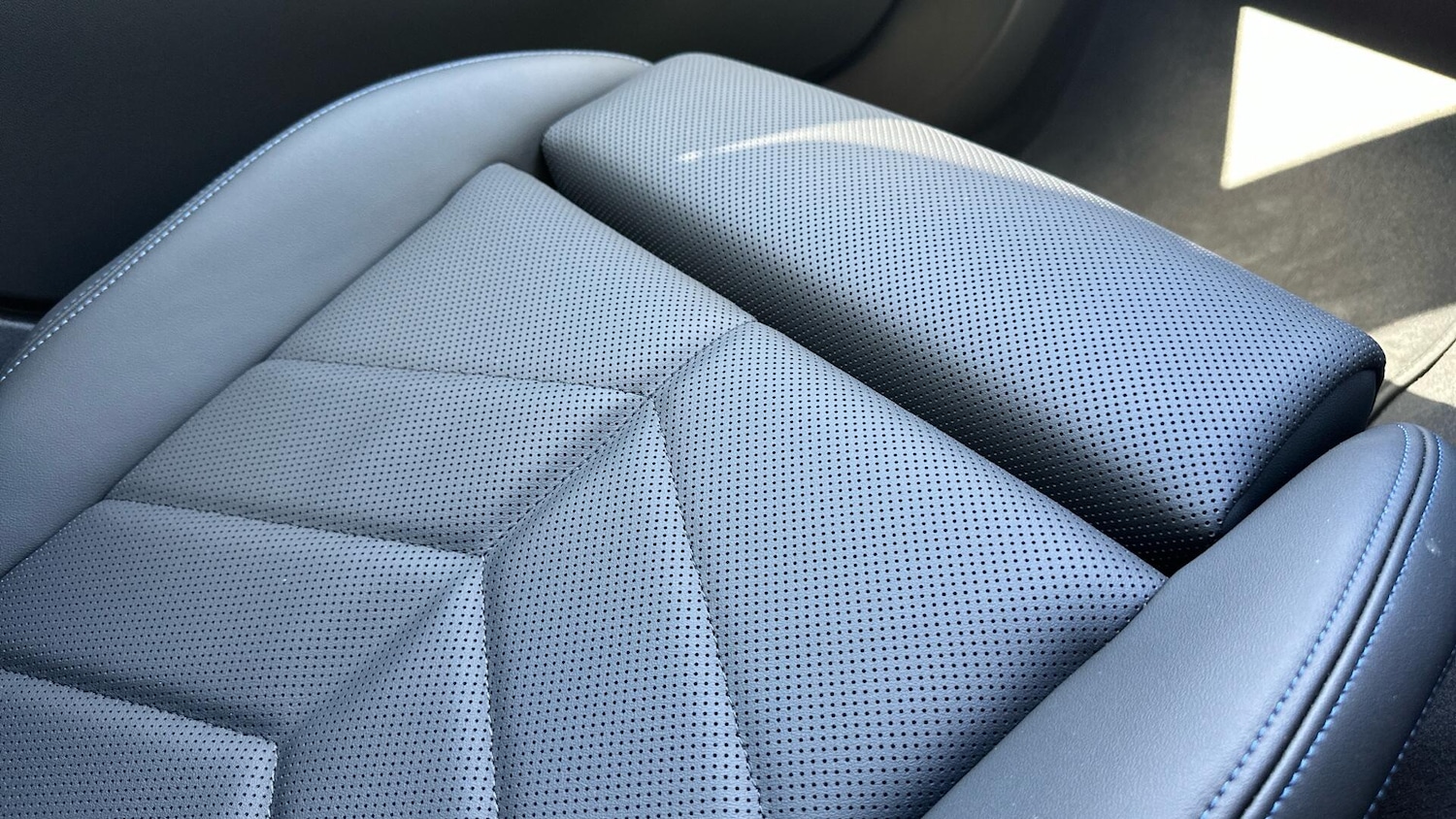 Used BMW 5 Series 2025 for sale - 77604796: Photo 30