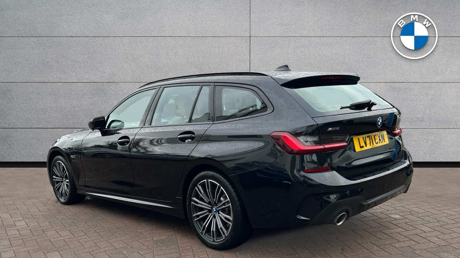 Used BMW 3 Series 2022 for sale - 77604781: Photo 2