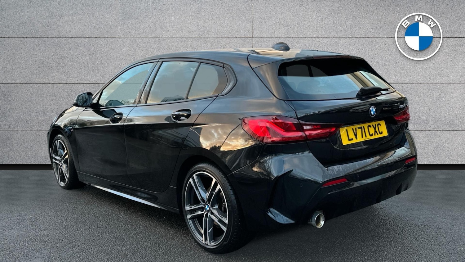 Used BMW 1 Series 2022 for sale - 77604760: Photo 2