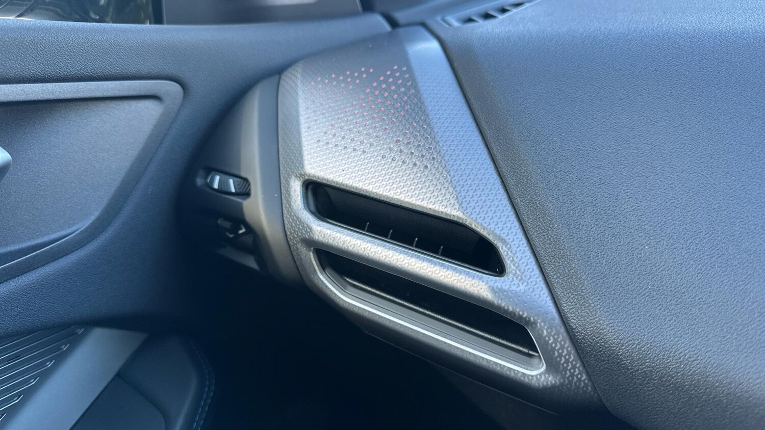 Used BMW 2 Series 2025 for sale - 77604777: Photo 33