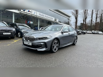 Used BMW 1 Series 2023 for sale - 77633291: Photo