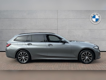 Used BMW 3 Series 2023 for sale - 78231076: Photo