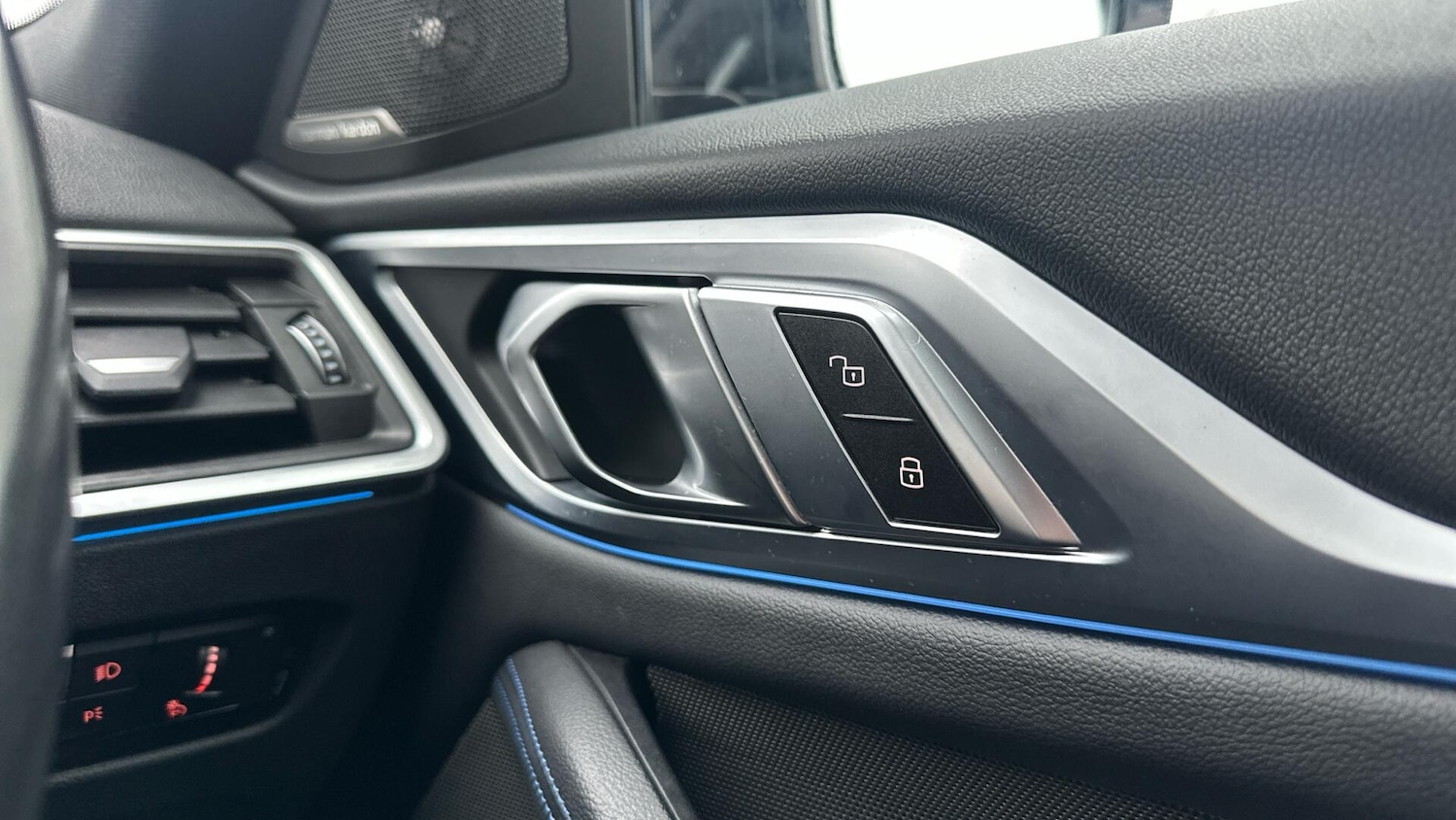 Used BMW i4 2022 for sale - 77722605: Photo 35