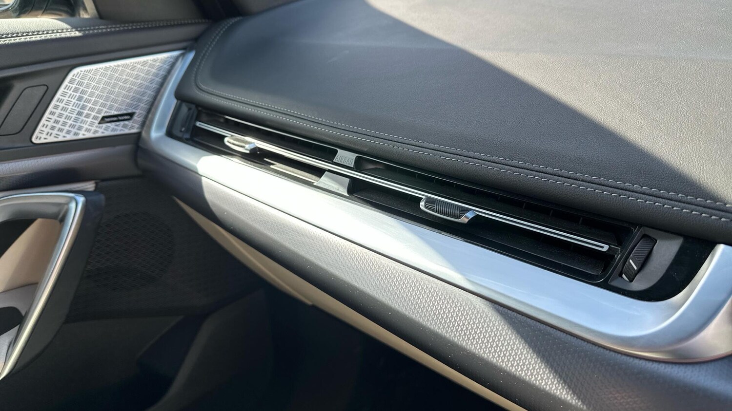 Used BMW X1 for sale - 77970595: Photo 39