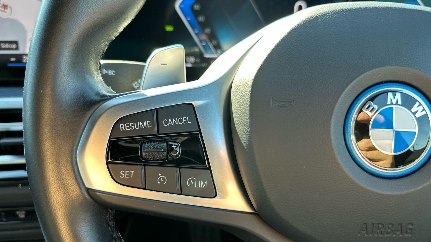 Used BMW 3 Series 2024 for sale - 77604759: Photo 23