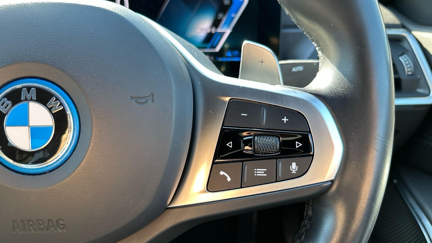 Used BMW 3 Series 2024 for sale - 77604759: Photo 24