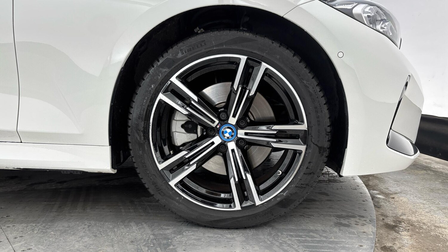 Used BMW 3 Series 2024 for sale - 77604759: Photo 32