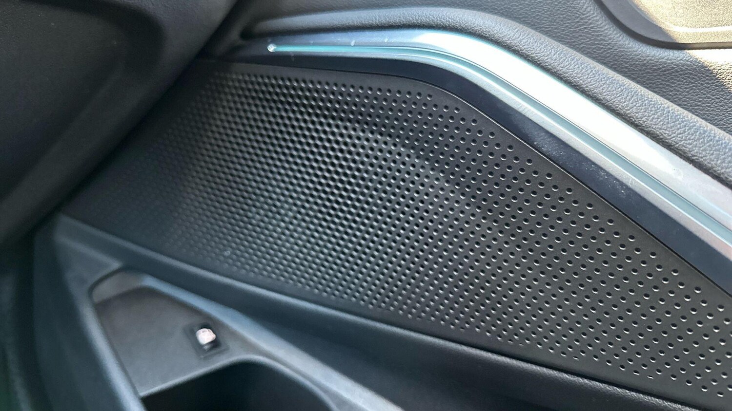 Used BMW 3 Series 2024 for sale - 77604759: Photo 47