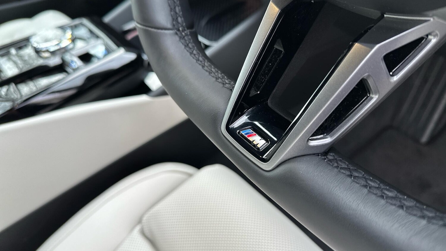 Used BMW i5 for sale - 77604797: Photo 30