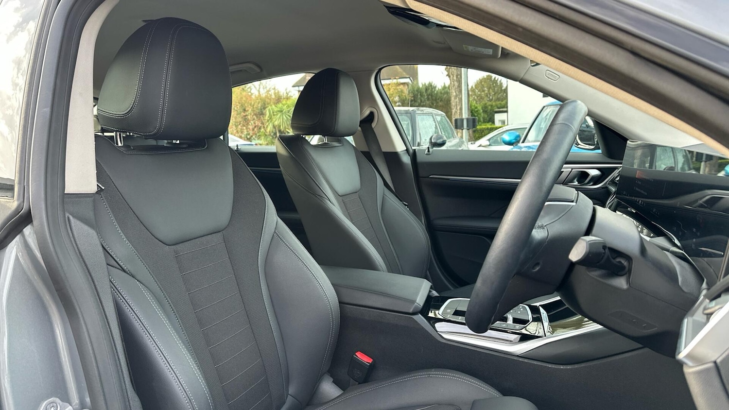 Used BMW i4 2024 for sale - 77994129: Photo 11