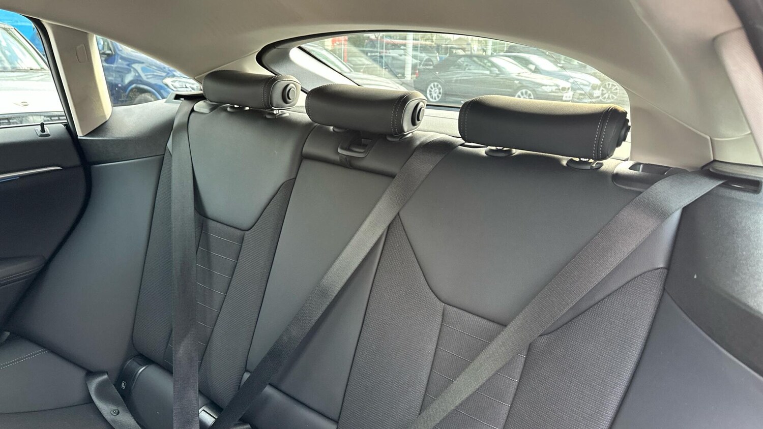 Used BMW i4 2024 for sale - 77994129: Photo 12