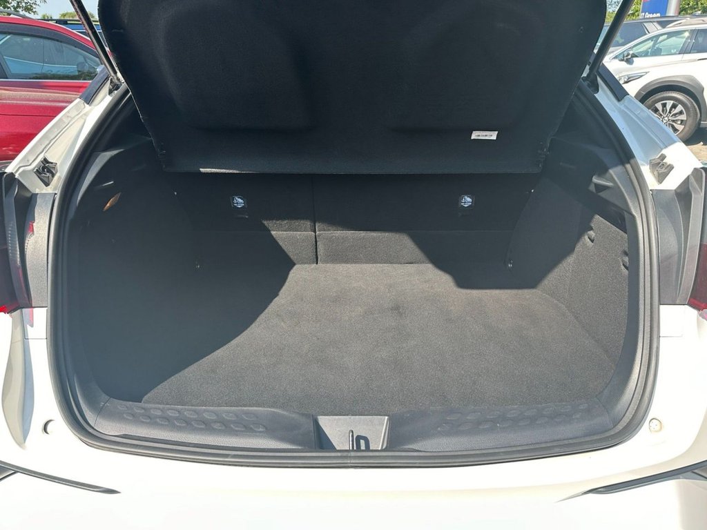 Used Toyota C-HR 2022 for sale - 76631977: Photo 11