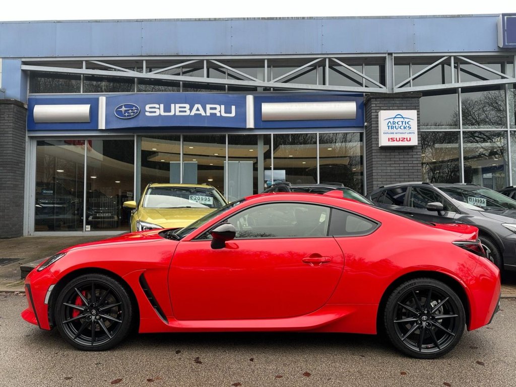 Used Toyota GR86 2023 for sale - 77236519: Photo 2