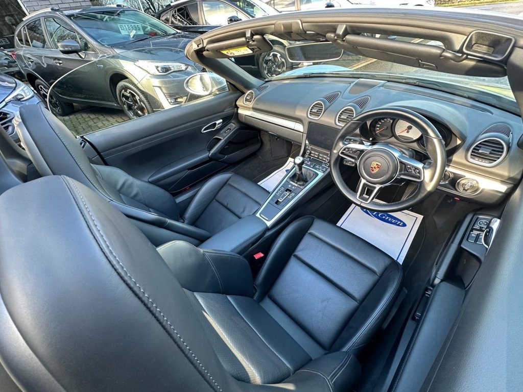 Used Porsche Boxster 2016 for sale - 76962073: Photo 15