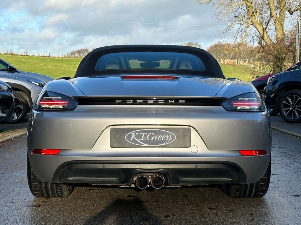 Used Porsche Boxster 2016 for sale - 76962073: Photo 35