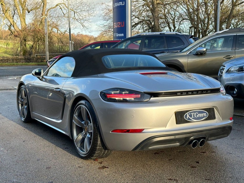 Used Porsche Boxster 2016 for sale - 76962073: Photo 36