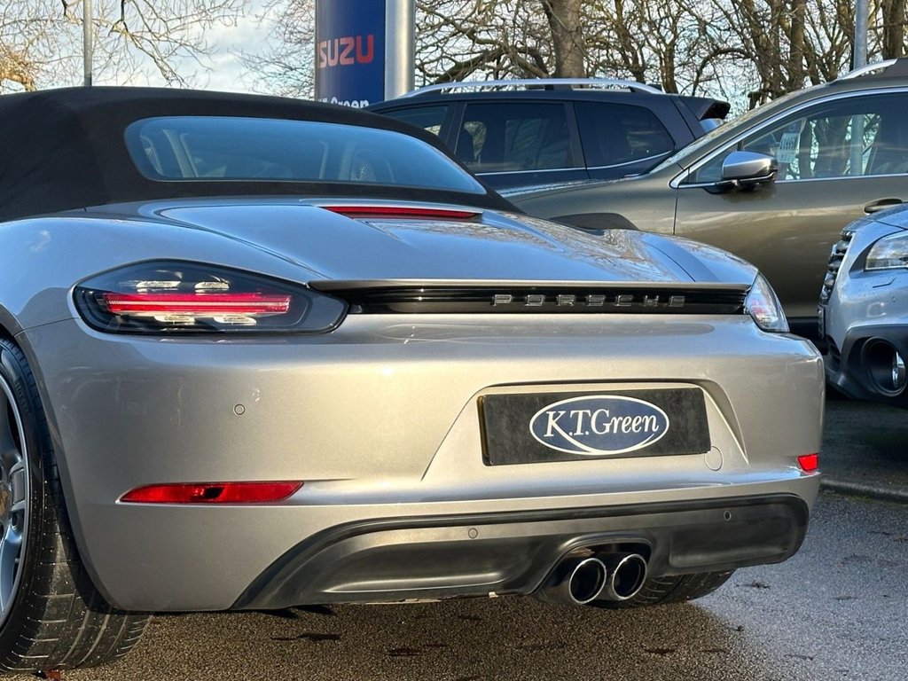 Used Porsche Boxster 2016 for sale - 76962073: Photo 37