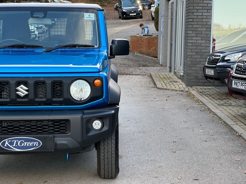 Used Suzuki Jimny 2023 for sale - 76632132: Photo 25