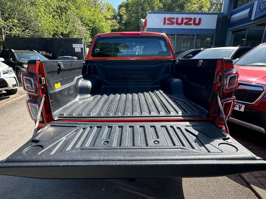 Used Isuzu D-Max 2023 for sale - 76632004: Photo 13