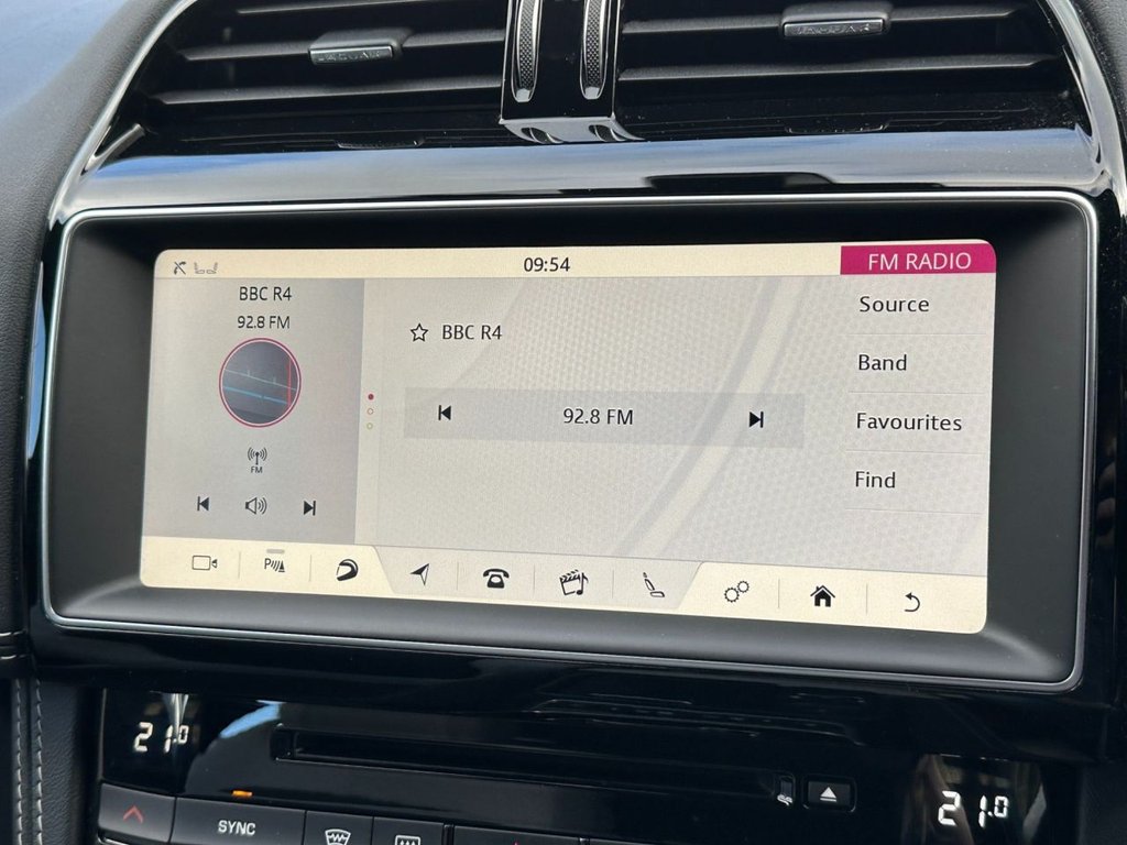 Used Jaguar F-Pace 2017 for sale - 76710907: Photo 24