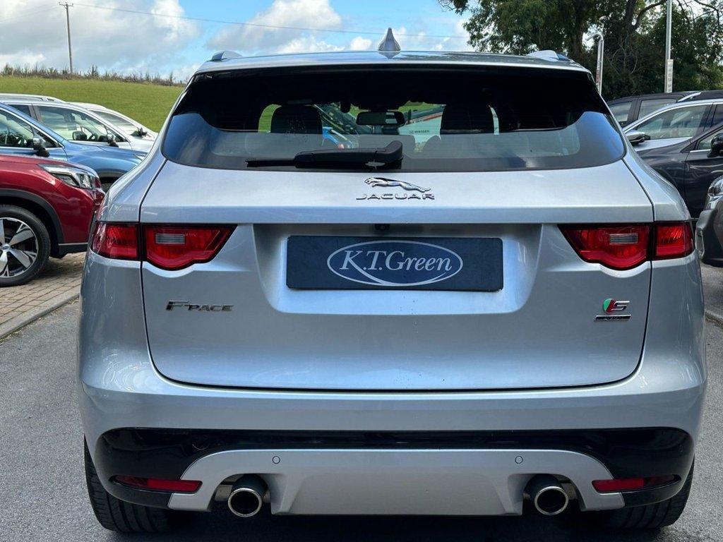 Used Jaguar F-Pace 2017 for sale - 76710907: Photo 31