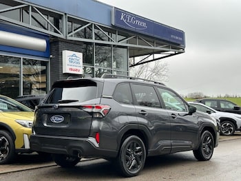 Used Subaru Forester 2025 for sale - 77302500: Photo