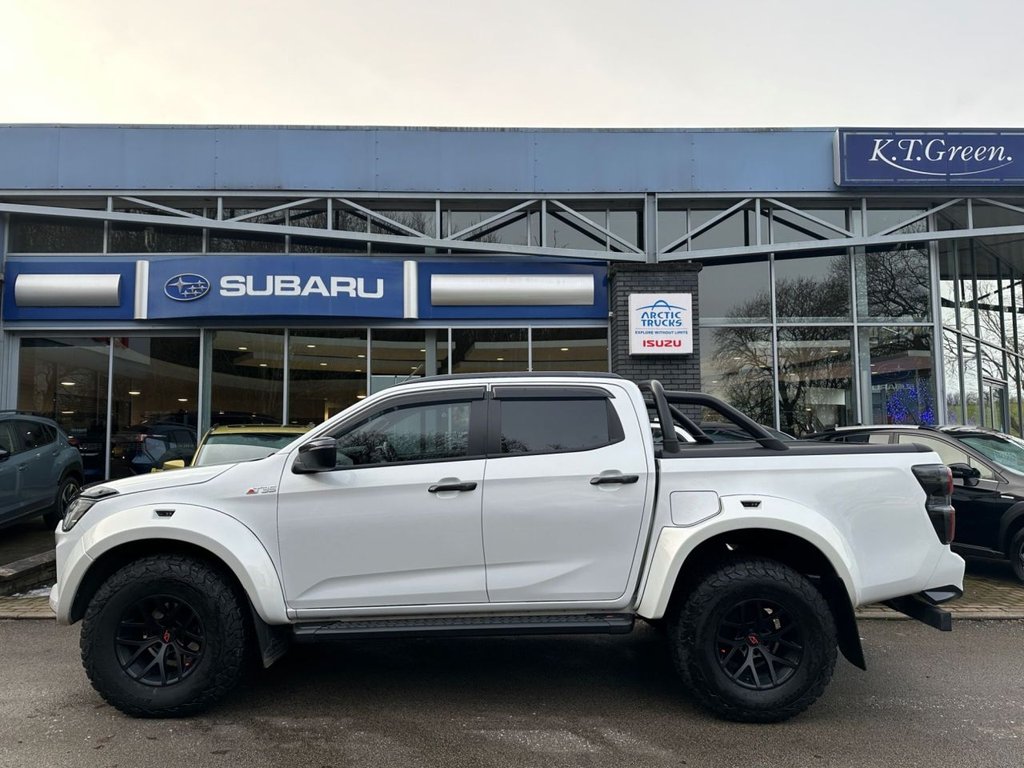 Used Isuzu D-Max 2024 for sale - 77558039: Photo 2