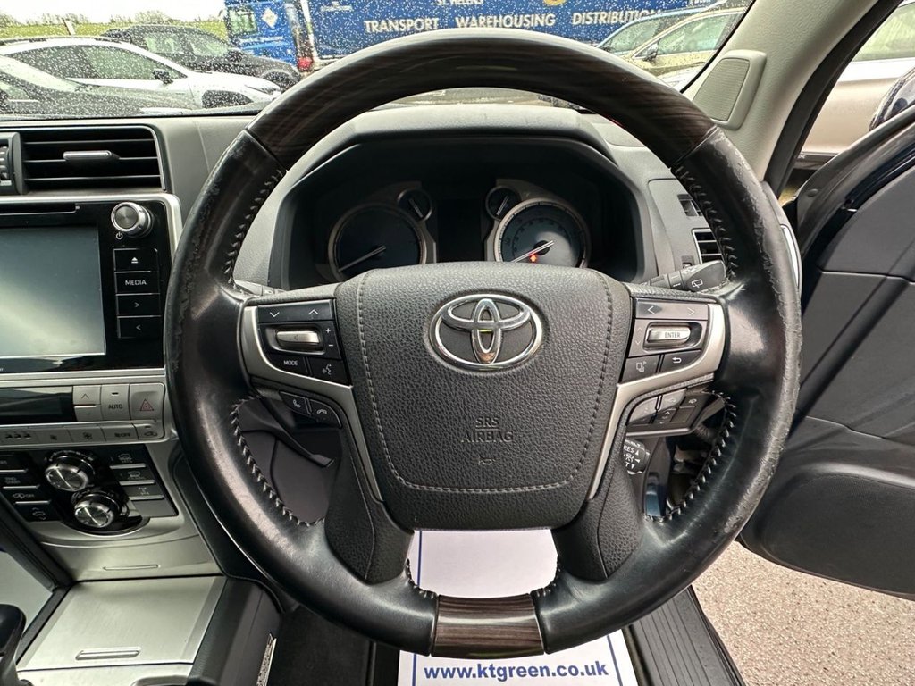 Used Toyota Land Cruiser 2018 for sale - 77608863: Photo 30