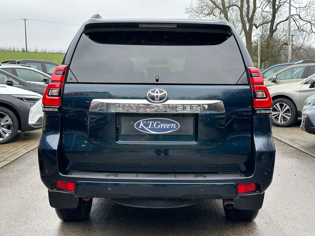 Used Toyota Land Cruiser 2018 for sale - 77608863: Photo 39