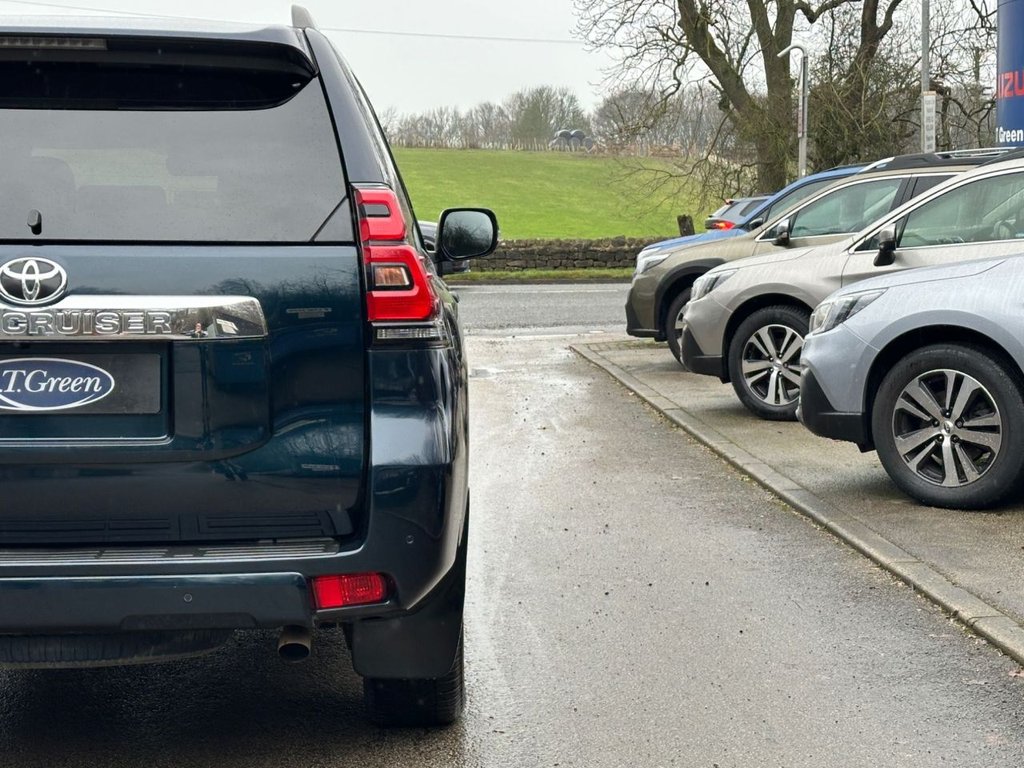 Used Toyota Land Cruiser 2018 for sale - 77608863: Photo 40