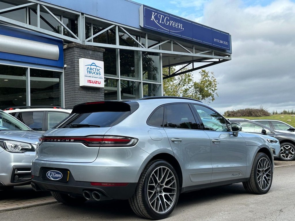 Used Porsche Macan 2019 for sale - 76710927: Photo 4
