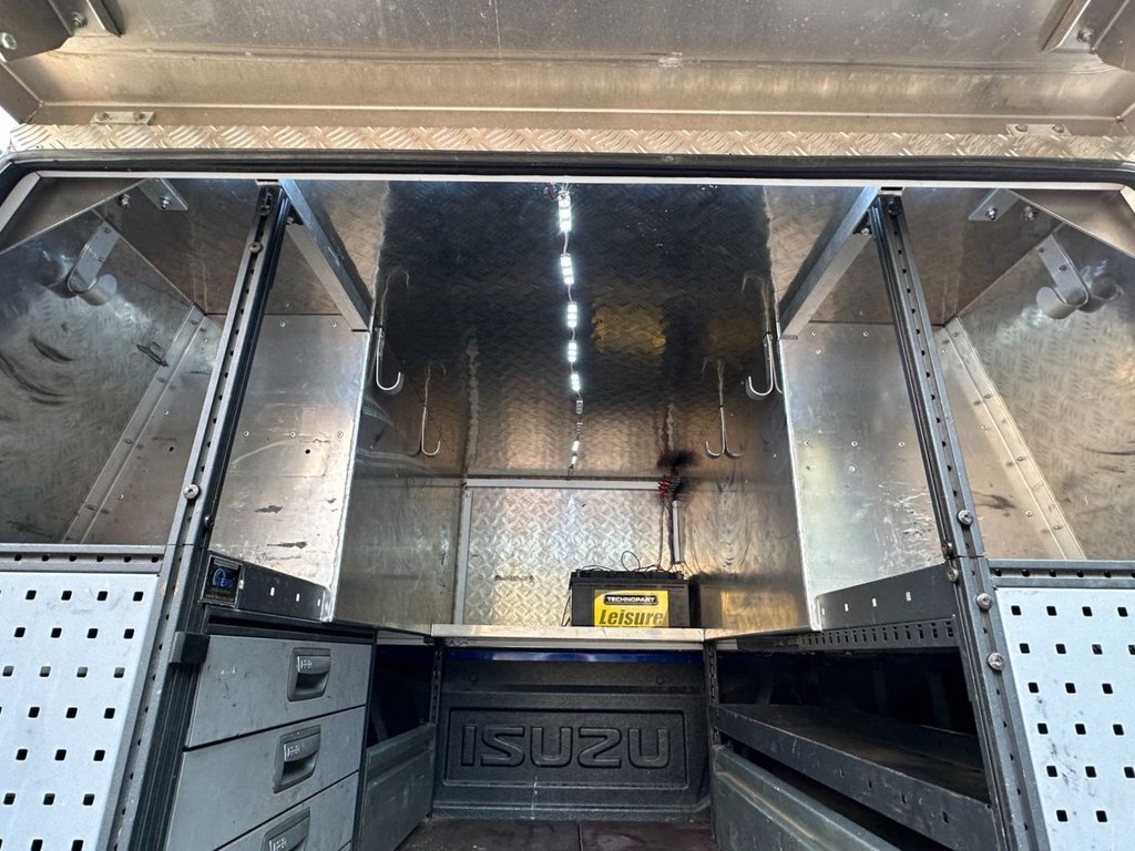 Used Isuzu D-Max 2022 for sale - 76632008: Photo 37