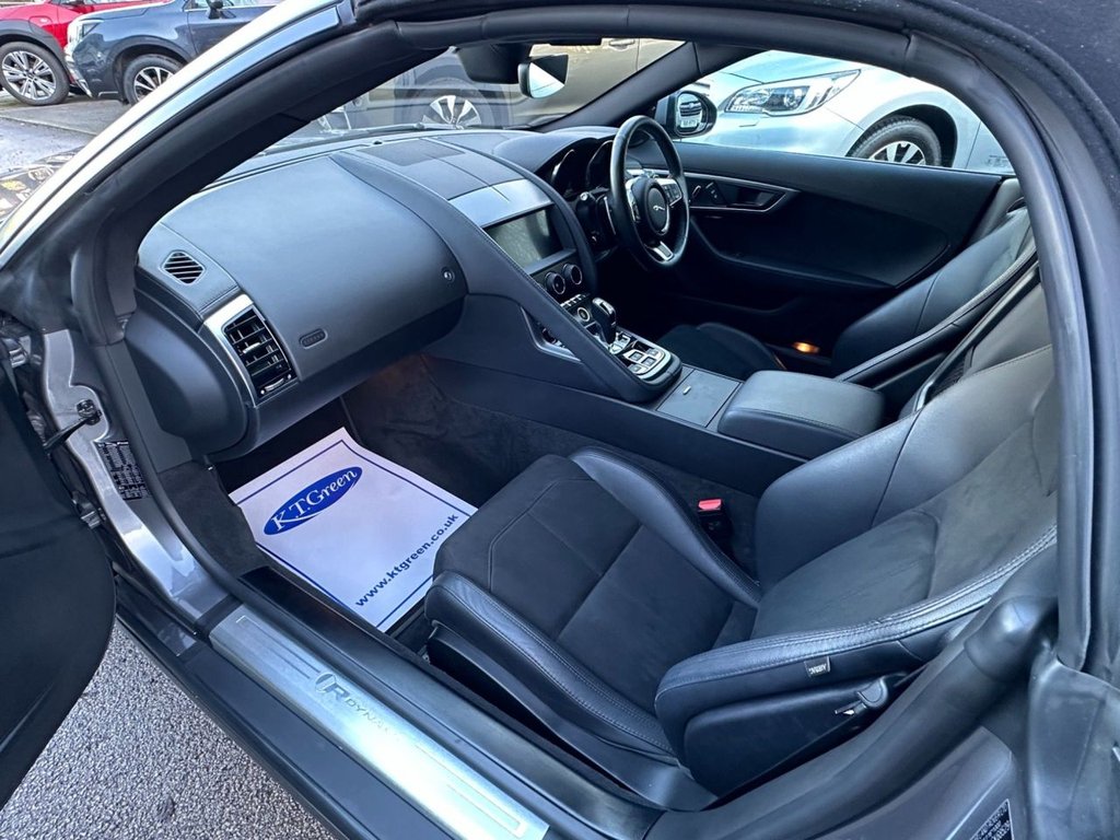 Used Jaguar F-Type 2020 for sale - 76962077: Photo 16