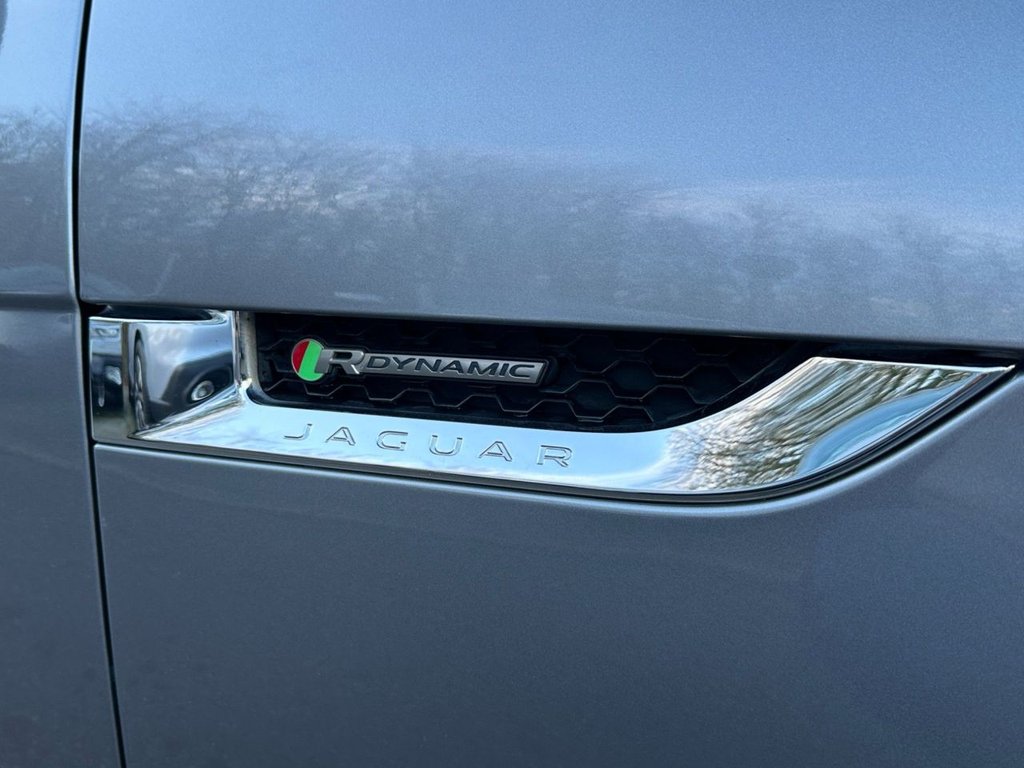 Used Jaguar F-Type 2020 for sale - 76962077: Photo 41