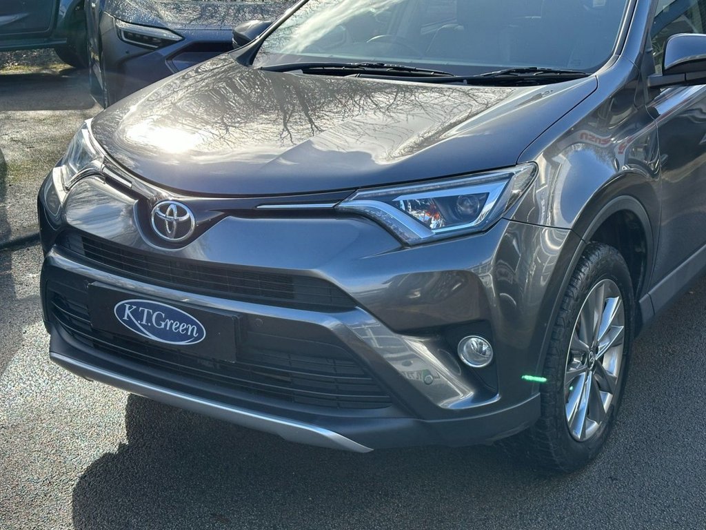 Used Toyota RAV4 2016 for sale - 77835992: Photo 10