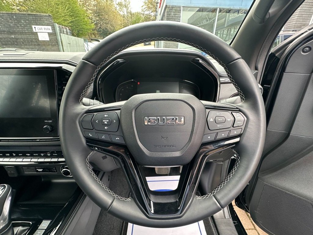 Used Isuzu D-Max 2024 for sale - 76631972: Photo 15